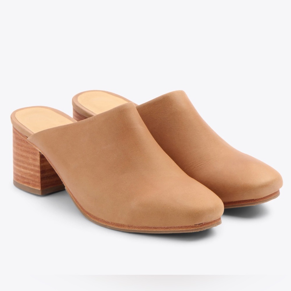Nisolo Tan Mules